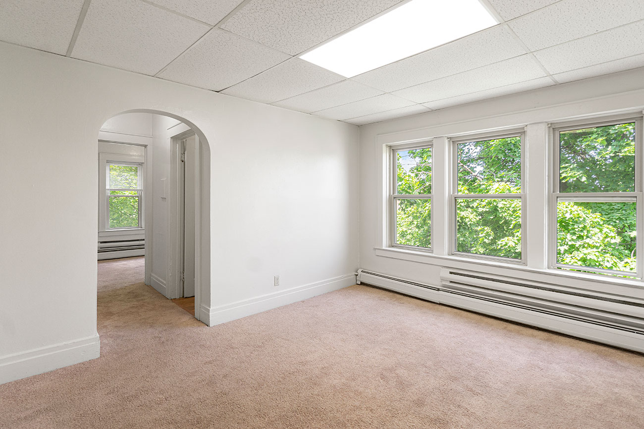 2 Bedroom Un-Furnished